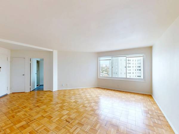 1BR/1BA Apartment · Oakland photo 2