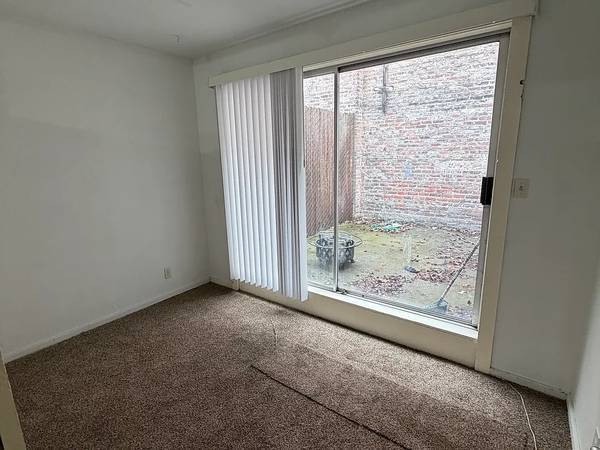 2BR/1BA Apartment · Watsonville photo 4