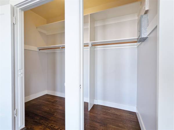 1BR/1BA Apartment · Campbell photo 4