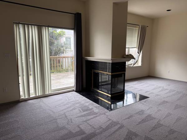 2BR/2BA Other on Anza St · San Francisco photo 3