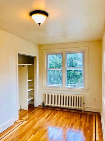 1BR/1BA Apartment · Mountain View photo 5