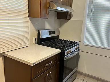 1BR/1BA Apartment · Berkeley photo 3