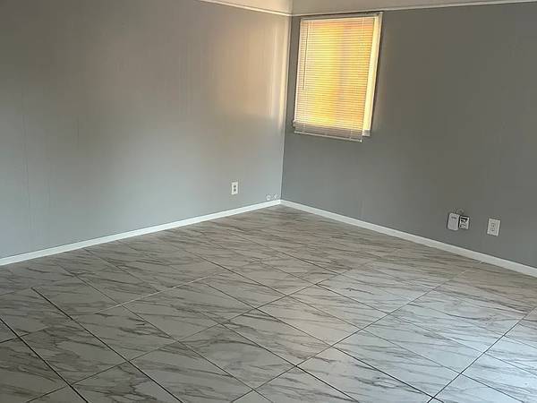 1BR/1BA Apartment · Berkeley photo 5