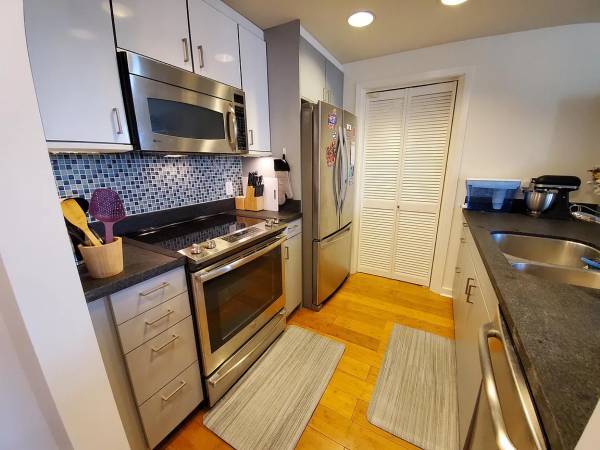 2BR/1BA Apartment · Cupertino photo 3