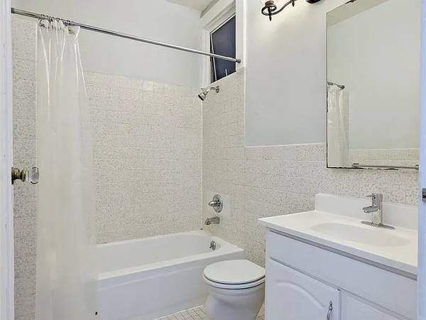 1BR/1BA Apartment · San Francisco photo 3