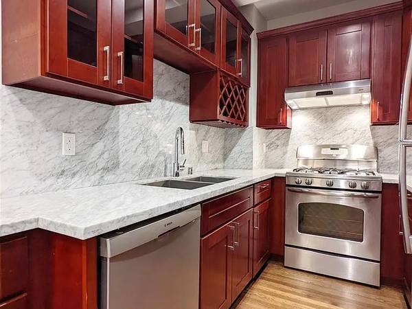1BR/1BA Apartment · San Francisco photo 5