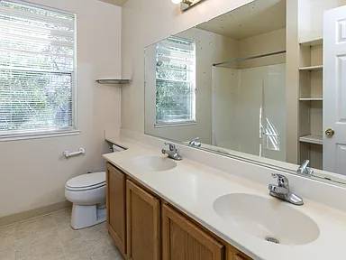 3BR/3BA Single Family House on Walti St · Santa Cruz photo 5