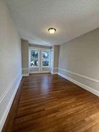 2BR/1BA Apartment · San Francisco photo 3