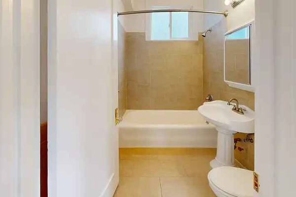 1BR/1BA Apartment · New York photo 5