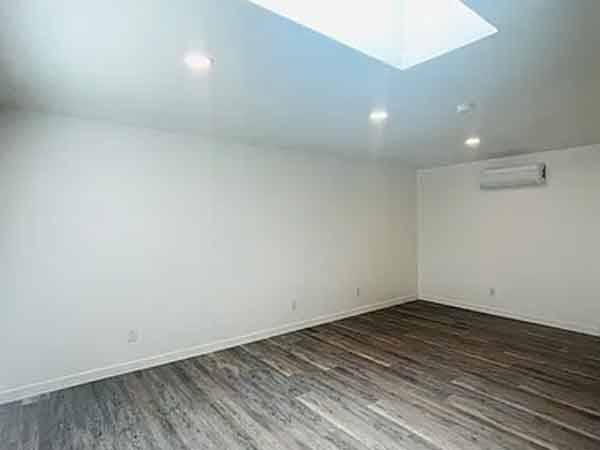 1BR/1BA Apartment · Corte Madera photo 2