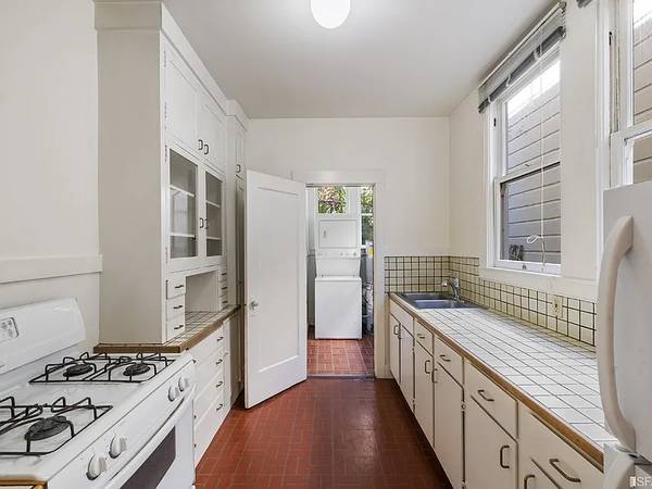 1BR/1BA Apartment · San Francisco photo 2