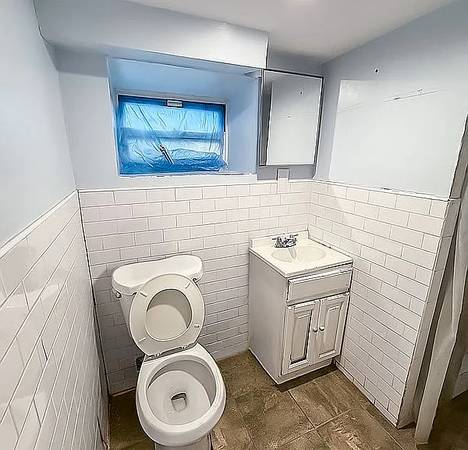 1BR/1BA In Law Adu on E 26th St · Brooklyn photo 5