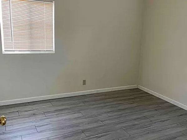 1BR/1BA Apartment · Tarrytown photo 2