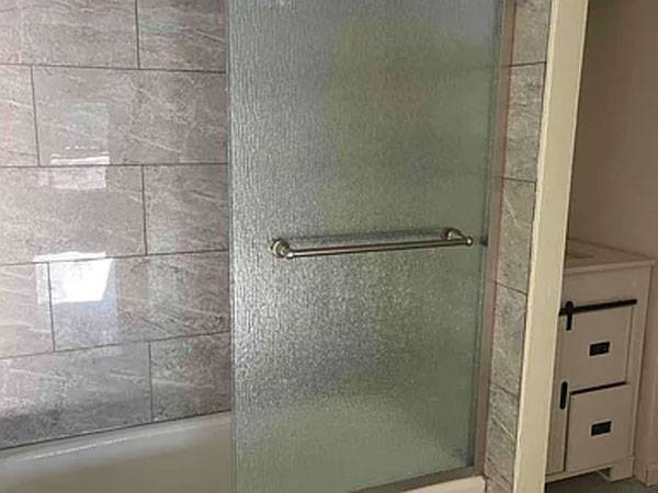 1BR/1BA Apartment · Tarrytown photo 3