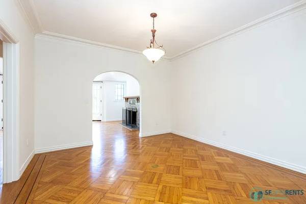 1BR/1BA Apartment · Hempstead photo 4