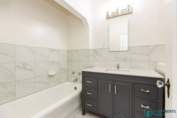 1BR/1BA Apartment · Hempstead photo 5