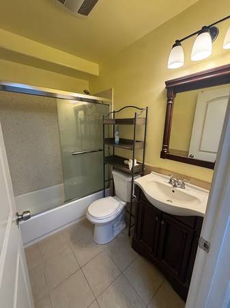 1BR/1BA Apartment · San Francisco photo 4