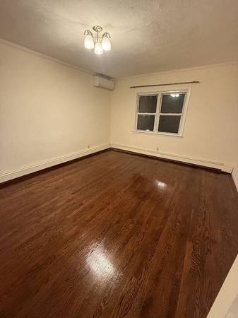 1BR/1BA Apartment · Saratoga photo 3