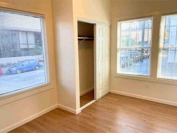 1BR/1BA Apartment · Oakland photo 4