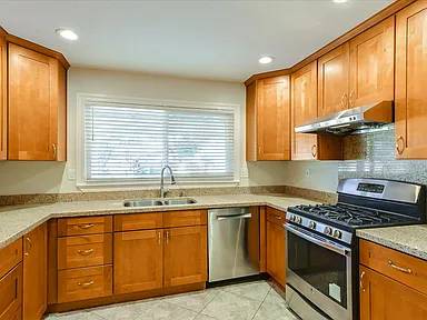 2BR/2BA Single Family House on Whitethorne Dr · San Jose photo 3