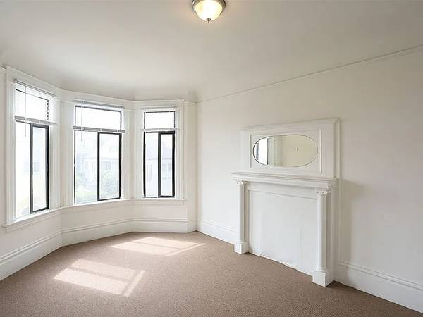 1BR/1BA Apartment on Green St · San Francisco photo 2