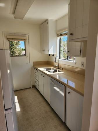 1BR/1BA Apartment · Santa Rosa photo 4