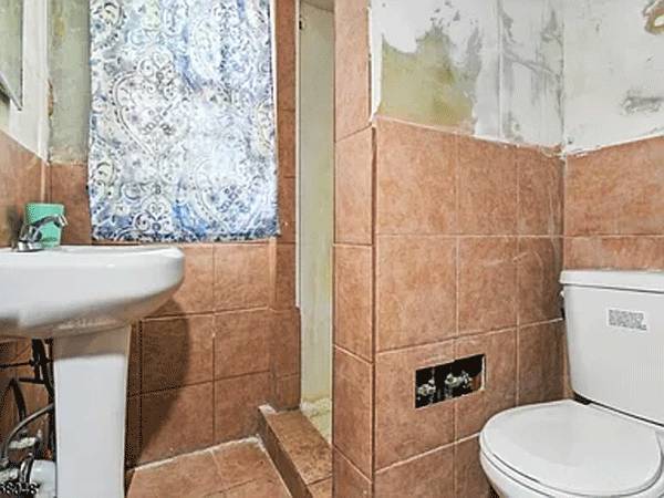 1BR/1BA Apartment · Berkeley photo 2