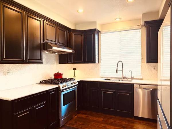 2BR/2BA Single Family House on Chambertin Dr · San Jose photo 2