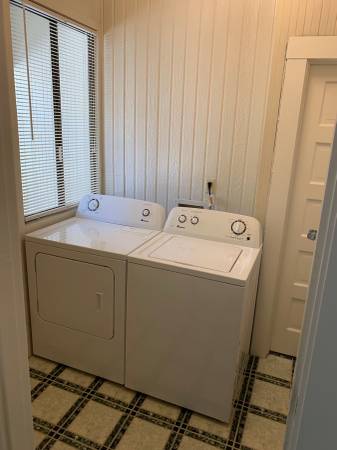 2BR/1BA Duplex on Parker St. · Berkeley photo 5