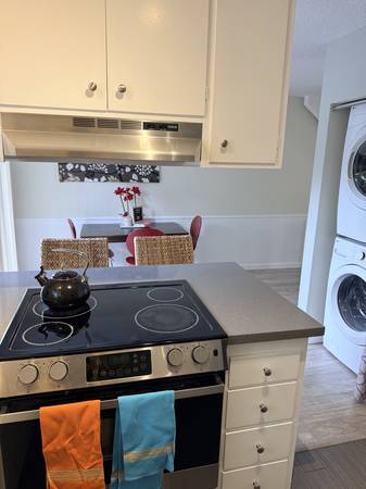 2BR/3BA Apartment · Walnut Creek photo 4