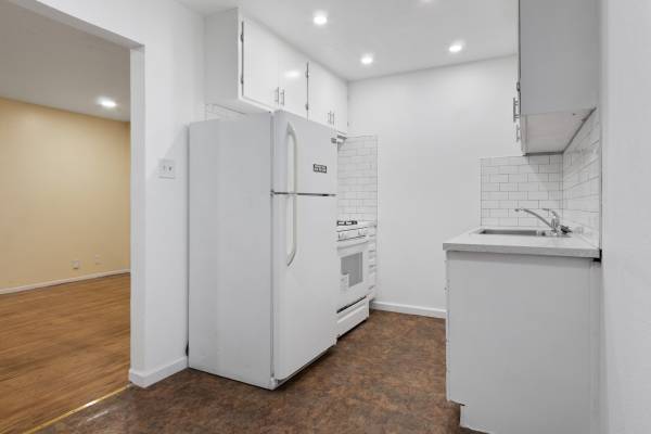 2BR/1BA Condo · Richmond photo 2
