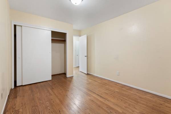 2BR/1BA Condo · Richmond photo 4
