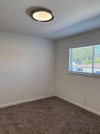 2BR/1BA Apartment on S 4th Street · San Jose photo 3