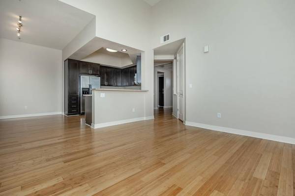 Apartments on San Pablo Avenue · Emeryville photo 5