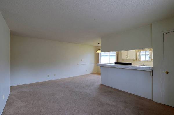 2BR/1BA Condo on Delaware Near Playa Del Rey · San Jose photo 5