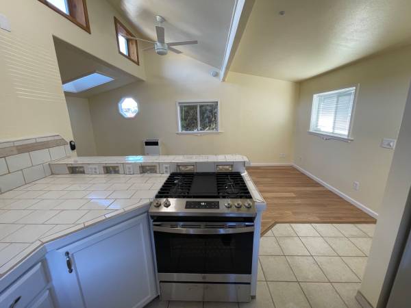 1BR/1BA Apartment · Santa Cruz photo 3