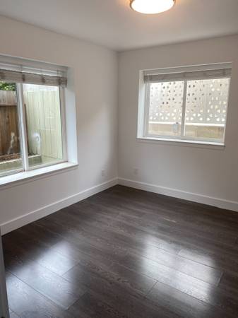 2BR/1BA Apartment on Geneva · San Francisco photo 5