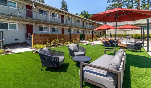 1BR/1BA Apartment on Trinity Ave · Walnut Creek photo 2