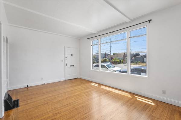 1BR/1BA Apartment on Pacific Ave · Alameda photo 4