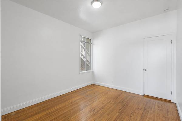 1BR/1BA Apartment on Pacific Ave · Alameda photo 5
