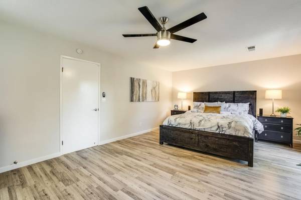 2BR/3BA Apartment · Gilroy photo 3