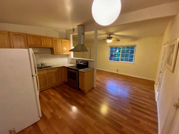 1BR/1BA Single Family House on Ca-9 · Mount Hermon photo 2