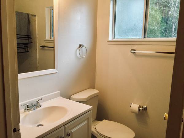 1BR/1BA Single Family House on Ca-9 · Mount Hermon photo 3