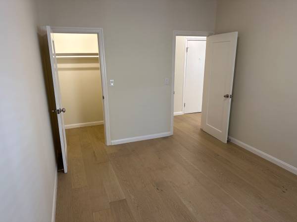 1BR/1BA Apartment · Oakland photo 3