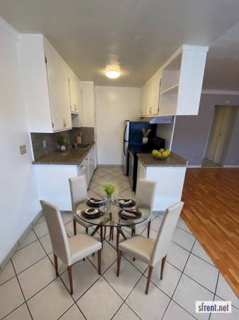 Apartments on Fairmount Ave · Oakland photo 3