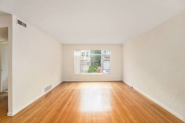 643 Beacon St #2 photo 5