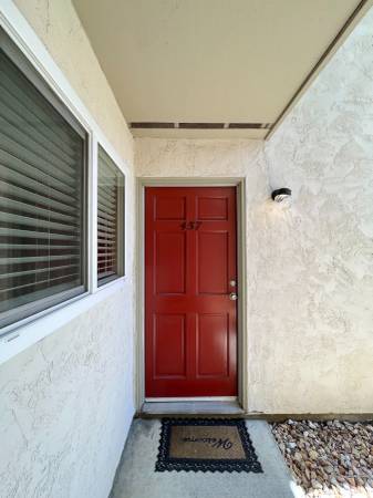 2BR/1BA Apartment on Maple Street · Napa photo 4