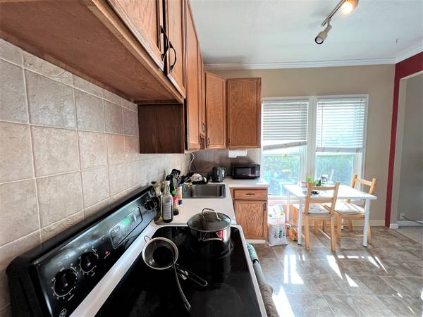 1BR/1BA Apartment on College Avenue · Berkeley photo 4