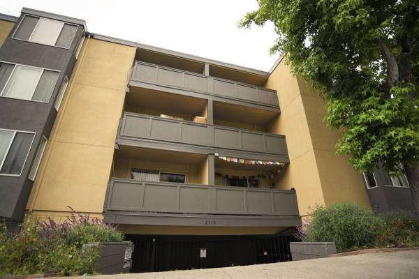 1BR/1BA Apartment on Piedmont Ave · Berkeley
