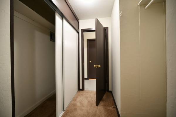 1BR/1BA Apartment on Piedmont Ave · Berkeley photo 3
